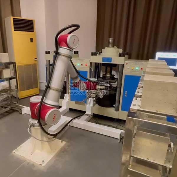 无锡建仪混凝土抗压强度机器人自动测试系统（一拖二）